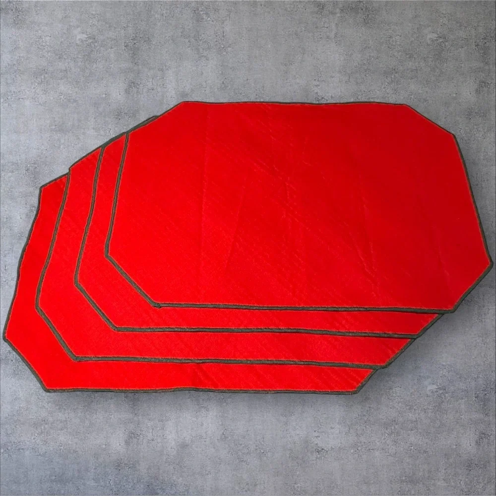 Vintage Placemats Set of 4 Red Quilted Octagon Green Trim Holiday Christmas EUC